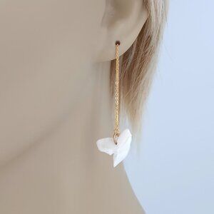 Tiger SHARKS TEETH Ear Threads Threader Earrings Gold Pair Shark Tooth 3-7/8"